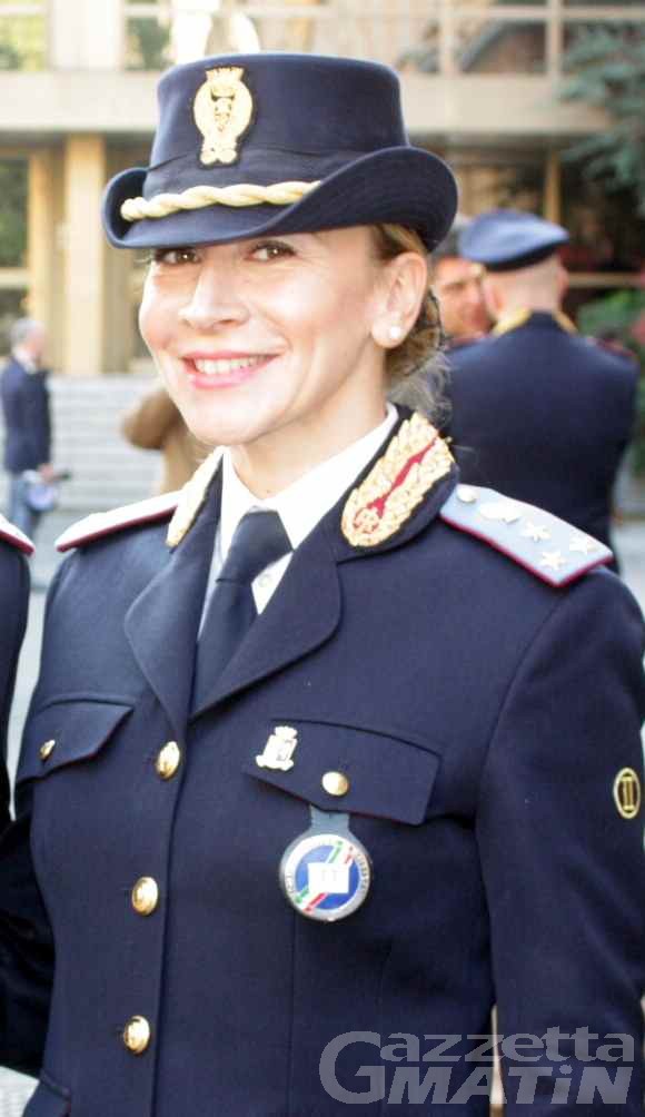 Polizia di stato: nuovo dirigente ufficio immigrazione ad aosta ... Polizia immigrazione