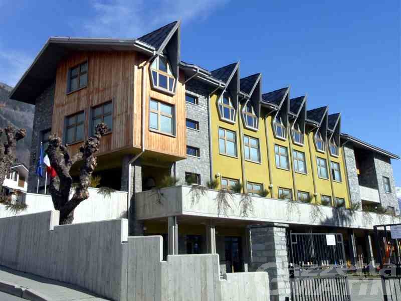 Scuola: effettuato sul 40% degli edifici il miglioramento sismico in Valle Scuola: effettuato sul 40% degli edifici il miglioramento sismico in Valle
