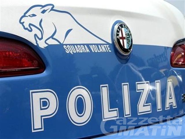 Gli trovano un coltello addosso al pronto soccorso, denunciato Gli trovano un coltello addosso al pronto soccorso, denunciato