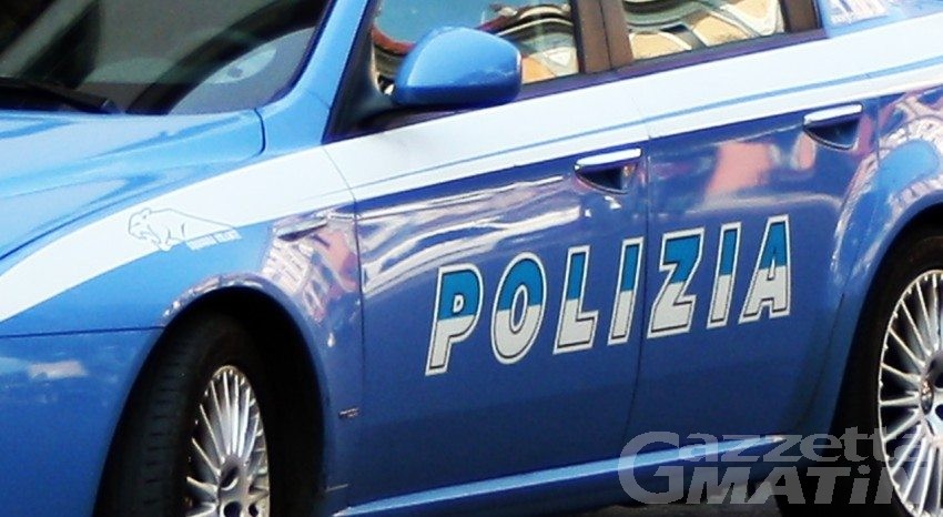 Guida in stato di ebbrezza: patente ritirata per un 22enne di Fénis Guida in stato di ebbrezza: patente ritirata per un 22enne di Fénis