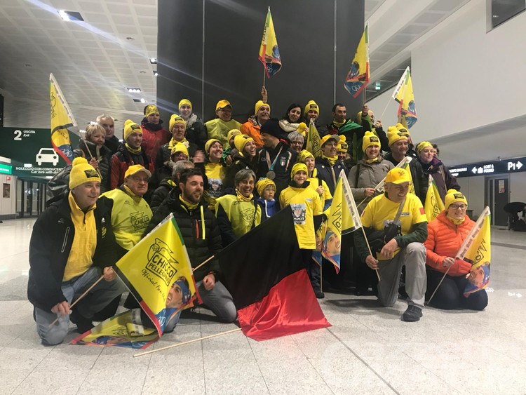 Federico Pellegrino accolto da trionfatore dai suoi fan a Malpensa Federico Pellegrino accolto da trionfatore dai suoi fan a Malpensa