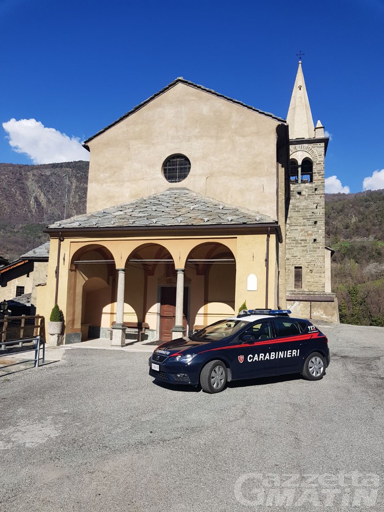 Montjovet, parroco raggirato: arrestato truffatore Montjovet, parroco raggirato: arrestato truffatore