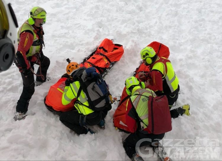 Valanga di Pila, indagati sei istruttori del Cai Valanga di Pila, indagati sei istruttori del Cai