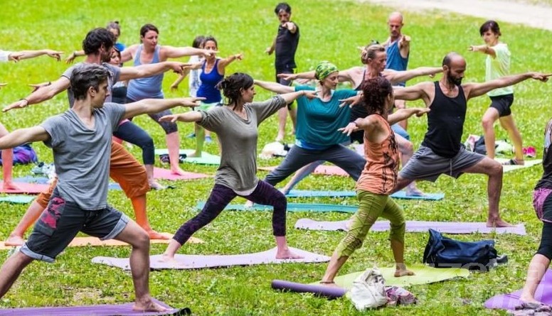 Oggi giornata mondiale dello yoga: 20 giorni di eventi anche in Valle d’Aosta Oggi giornata mondiale dello yoga: 20 giorni di eventi anche in Valle d’Aosta