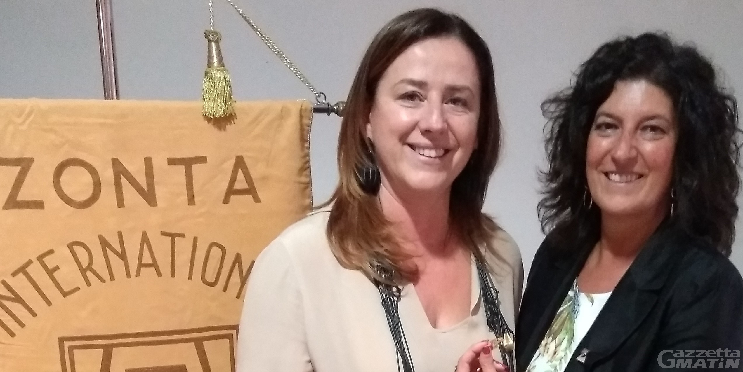 Zonta: Balbis subentra a Carradore. Raccolta fondi per l’Arcolaio Zonta: Balbis subentra a Carradore. Raccolta fondi per l’Arcolaio