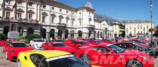 Ferrari: partita da Aosta la “Cavalcade”. Oggi sfilata a Saint-Vincent Ferrari: partita da Aosta la “Cavalcade”. Oggi sfilata a Saint-Vincent