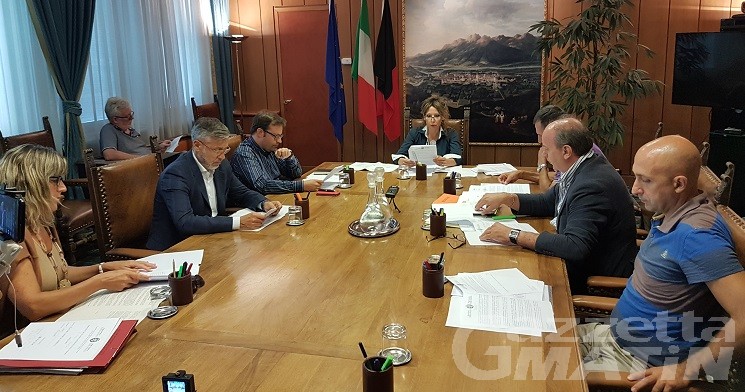 Regione, nuova macchina amministrativa: risparmiati 105 mila euro Regione, nuova macchina amministrativa: risparmiati 105 mila euro