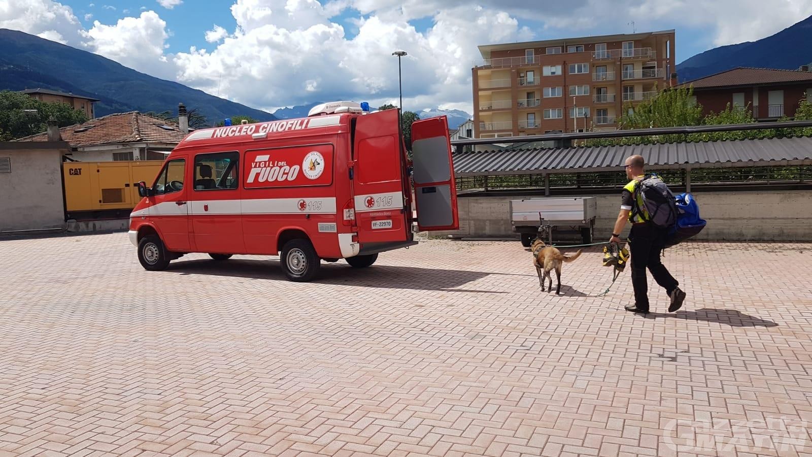 Crollo ponte a Genova: la Valle d’Aosta invia uomini e mezzi Crollo ponte a Genova: la Valle d’Aosta invia uomini e mezzi