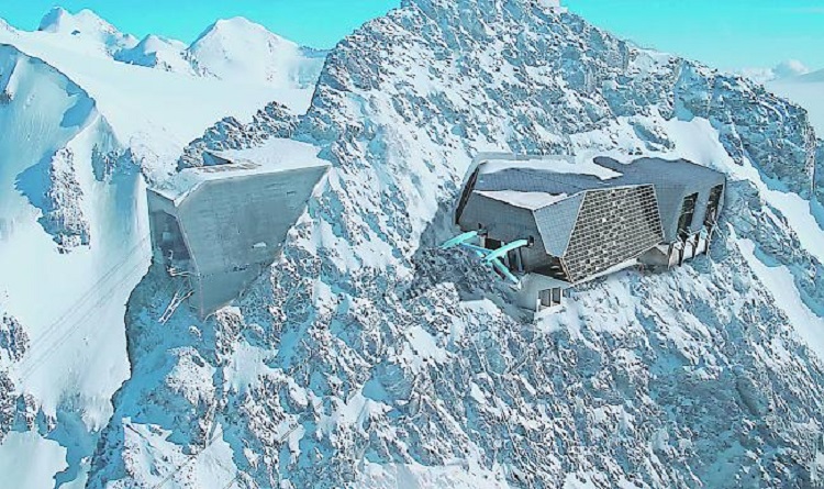Apre il nuovo collegamento Zermatt-Piccolo Cervino Apre il nuovo collegamento Zermatt-Piccolo Cervino