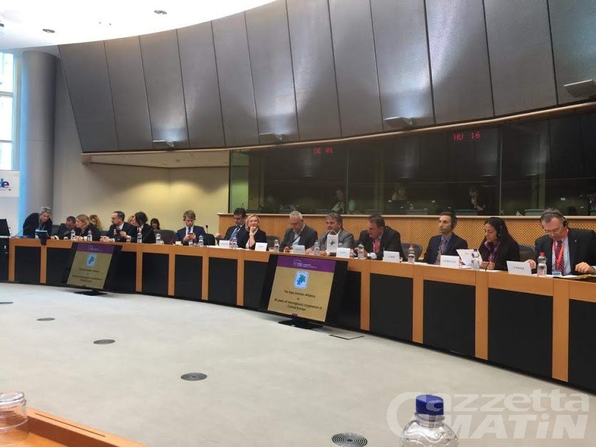 La Valle d’Aosta a Bruxelles protagonista alla settimana europea delle regioni La Valle d’Aosta a Bruxelles protagonista alla settimana europea delle regioni