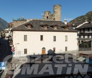 Servizi associati: Nus divorzia da Fénis e Saint-Marcel Servizi associati: Nus divorzia da Fénis e Saint-Marcel