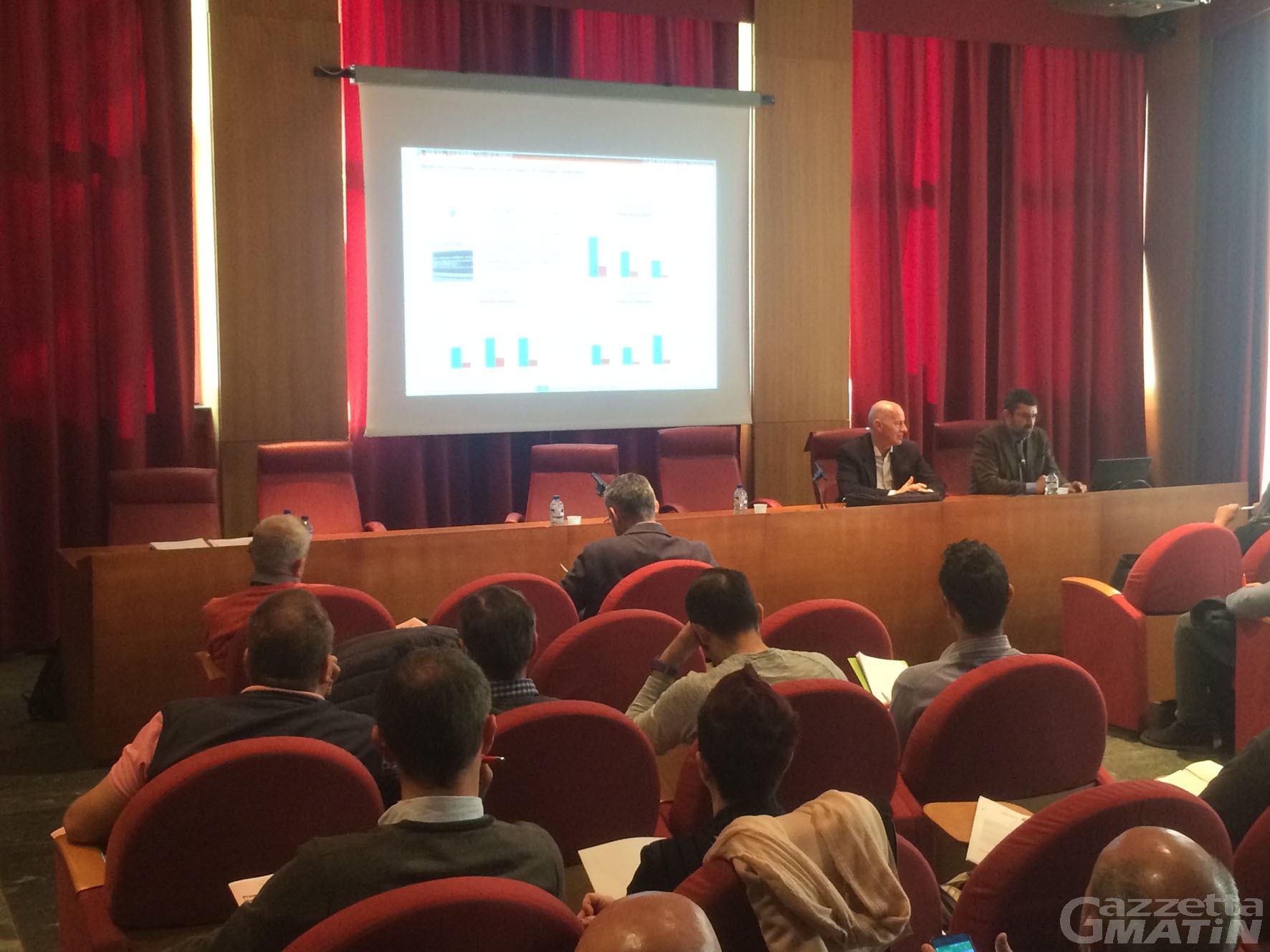 Trasporti: il Piano Regionale integra strada, ferrovia e aeroporto Trasporti: il Piano Regionale integra strada, ferrovia e aeroporto