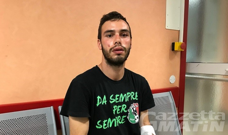 Rissa in campo, calci in faccia a portiere che finisce in ospedale con denti rotti e trauma cranico Rissa in campo, calci in faccia a portiere che finisce in ospedale con denti rotti e trauma cranico