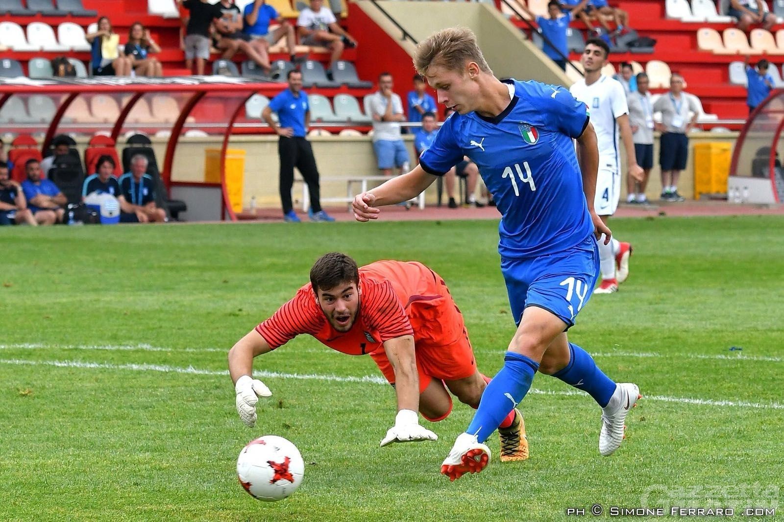 Calcio: Hans Nicolussi Caviglia agli Europei Under 19 Calcio: Hans Nicolussi Caviglia agli Europei Under 19