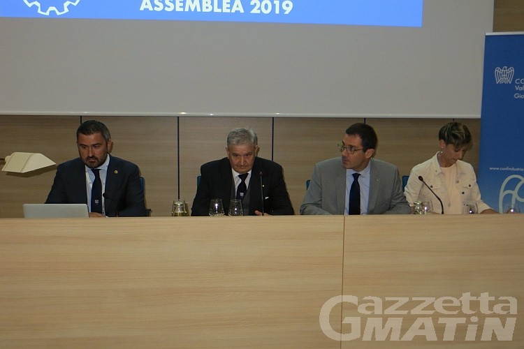 Confindustria VdA dice basta all’instabilità politica Confindustria VdA dice basta all’instabilità politica