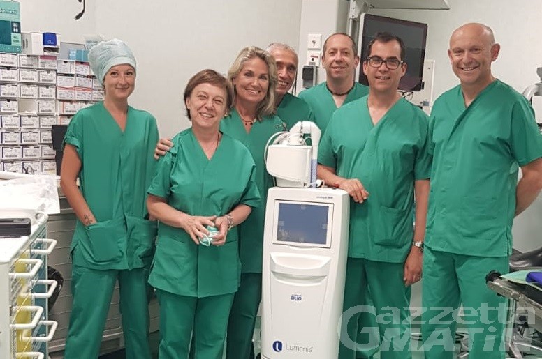 Ausl Valle d’Aosta, nuovo laser per il trattamento di tumori alla testa e al collo Ausl Valle d’Aosta, nuovo laser per il trattamento di tumori alla testa e al collo