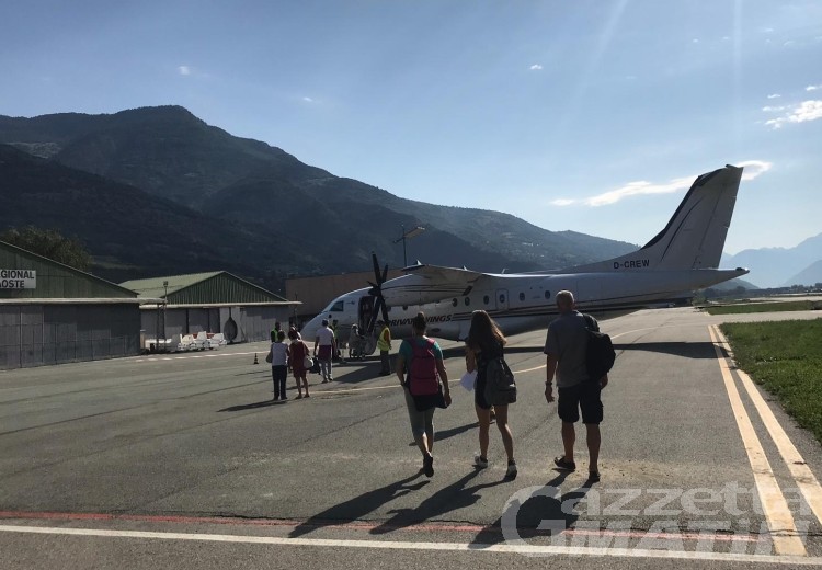 Volo Olbia-Aosta: troppo vento, l’aereo atterra a Torino Volo Olbia-Aosta: troppo vento, l’aereo atterra a Torino