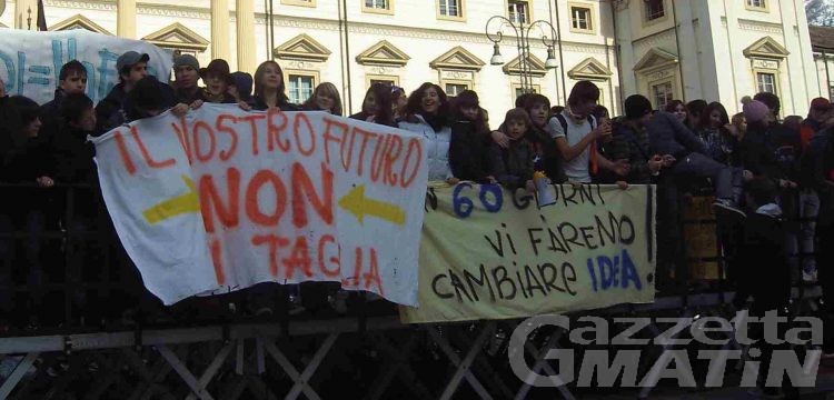 Giovedì studenti in piazza: «NO alle grandi opere, SI’ al nostro futuro»
