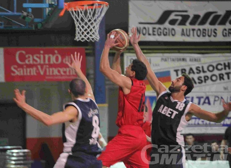 Basket: la Moretti abbatte il Bra e sogna i play off