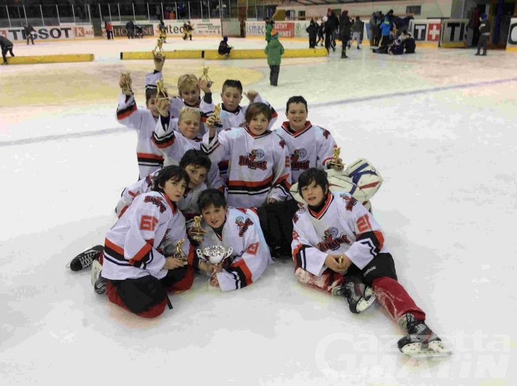 Hockey su ghiaccio: gli Aosta Gladiators danno spettacolo in Svizzera
