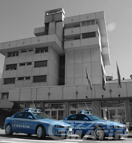 Questura: tunisino con precedenti accompagnato al CIE di Bari