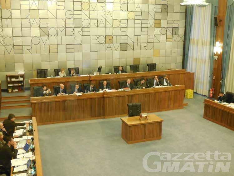 Consiglio Valle: la minoranza invita a votare gli emendamenti della controfinanziaria