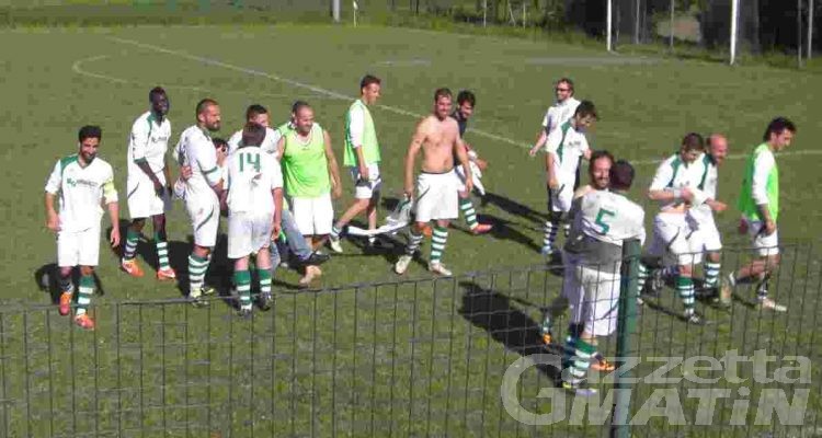 Calcio: lo Chambave vince a Borgofranco e sale in Seconda