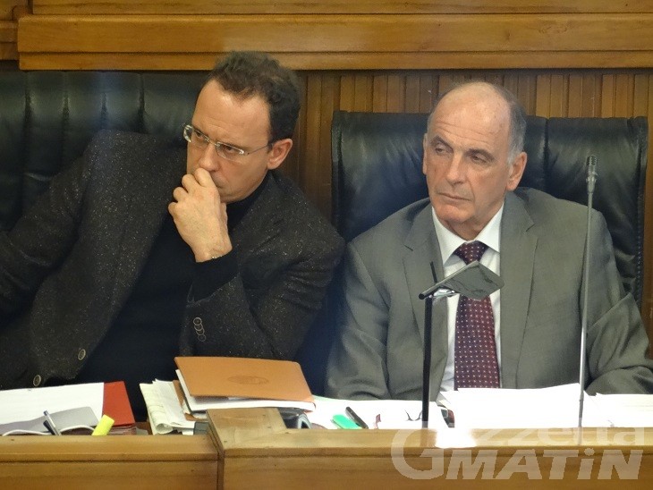 Stop alla finanziaria, iniziato confronto Stato-Regione