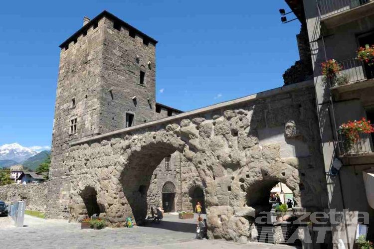 La Chambre porta gli operatori in visita all’Aosta Romana
