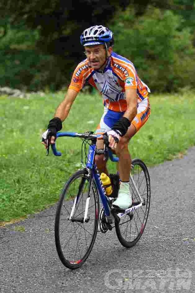 Ciclismo: Jean Pellissier ottavo alla Granfondo Roma Campagnolo