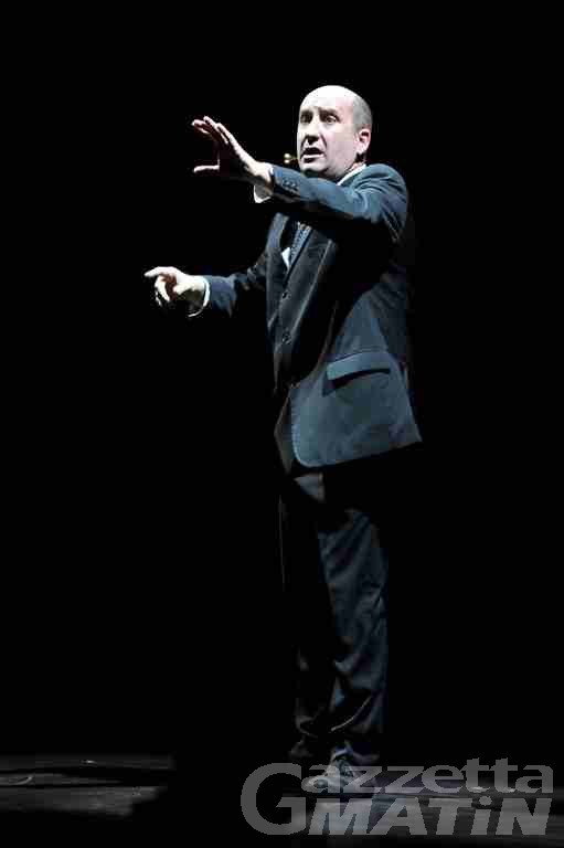 Teatro, Albanese conquista lo Splendor