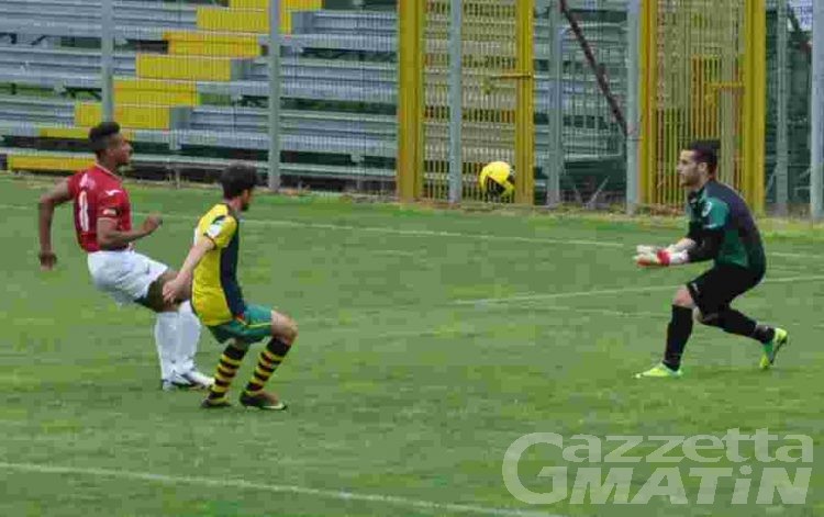 Calcio: il VdA pareggia in casa e vede le streghe