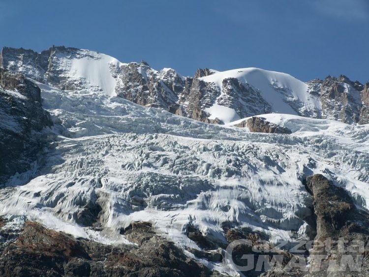 Incidenti montagna: individuato corpo su ghiacciaio della Tribolazione