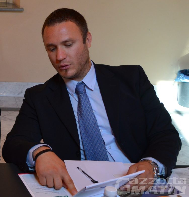 Consiglio Aosta: «Emergenza abitativa, affitti di lusso»