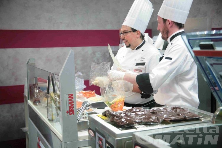 Cucina, chef a lezione per ‘Un giorno per il sottovuoto’
