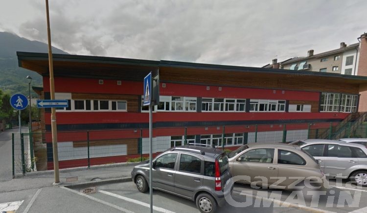 Aosta: autobus gratuiti per studenti Maria Adelaide