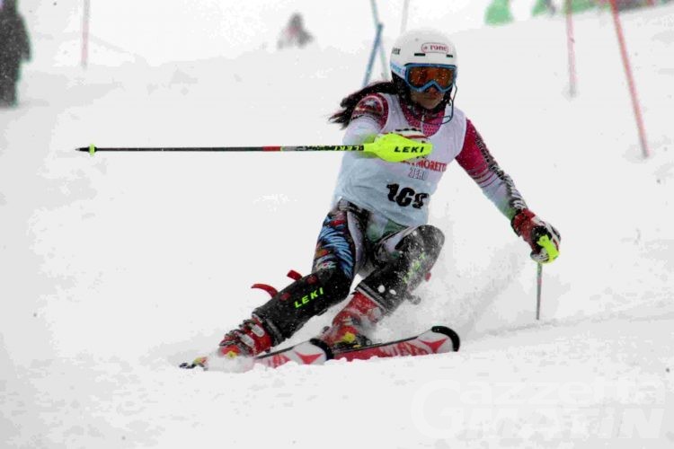 Sci alpino: i rossoneri bene negli slalom Fis di Chamonix