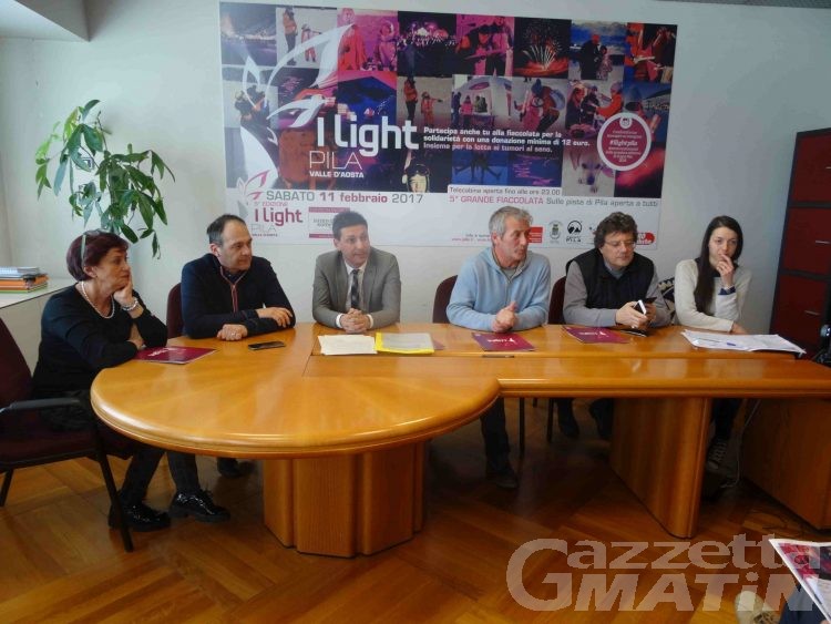 Solidarietà: I light Pila, fiaccolata rosa per lotta contro tumori