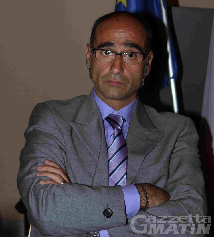 Consiglio comunale Aosta: Luca Lattanzi lascia il PDL e aderisce al Gruppo Misto