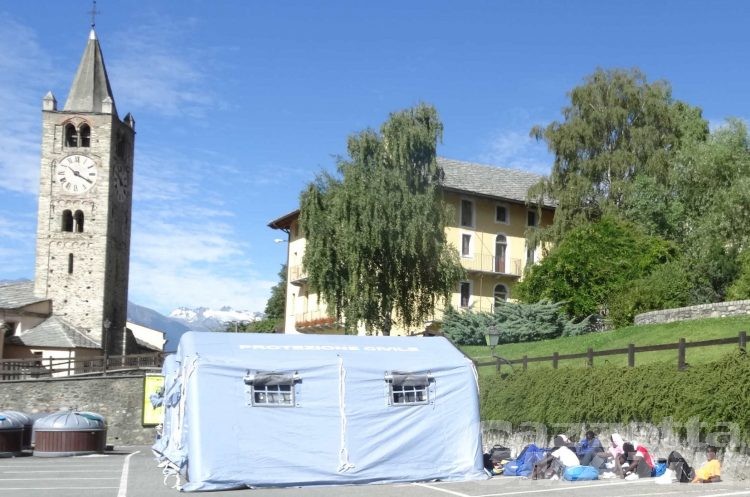 Migranti: il nuovo bando per la Valle d’Aosta prevede 300 posti  e 18 euro