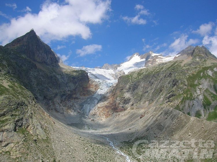 Radar, droni e strumenti per il controllo dei ghiacciai della Valle d’Aosta