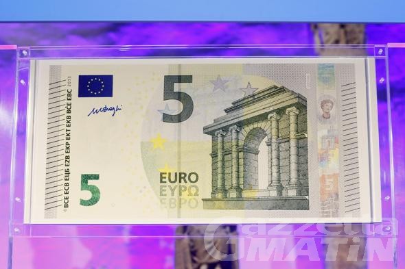 Europa sulle nuove banconote da 5 euro