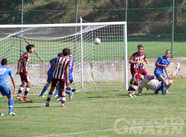 Calcio: il Real Sarre travolge il Quart e avanza in Coppa Piemonte