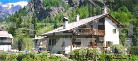 Anziano non rientra a casa ad Aosta, lo trovano morto in montagna