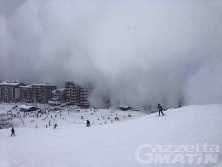 Valanghe: soffio oscura Cervinia per alcuni minuti