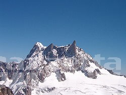 Ore di angoscia per gli alpinisti bloccati sul Bianco da mercoledì