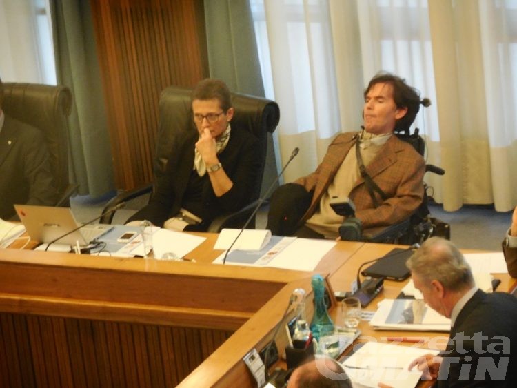 Consiglio Valle: la minoranza concede tempo ma non troppo