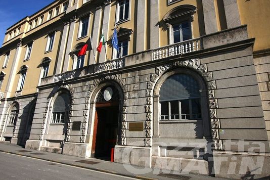 Tribunale Aosta: ufficio gip a rischio ingolfamento