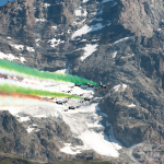frecce-tricolori-sul-cervino-foto-max-altini
