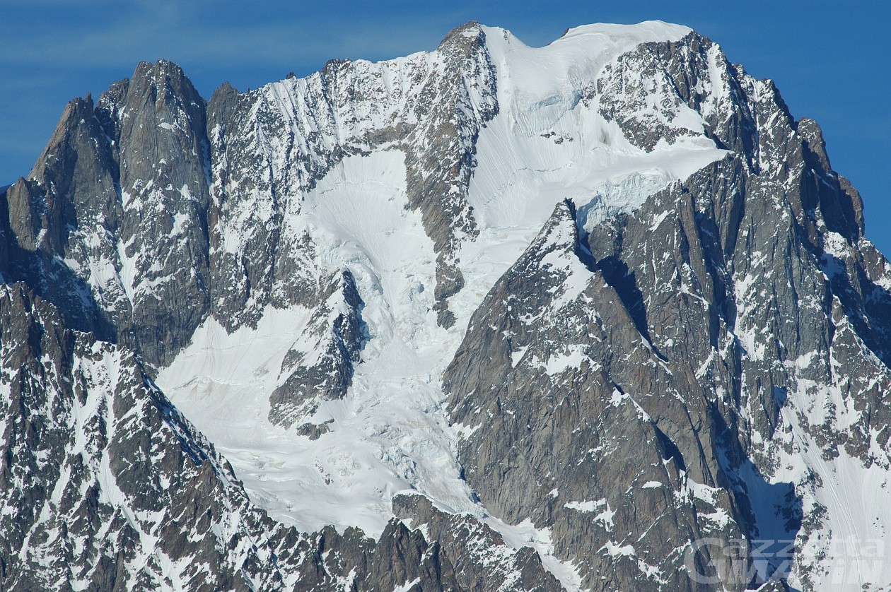 Tragedia: precipita dalle Grandes Jorasses, morto alpinista